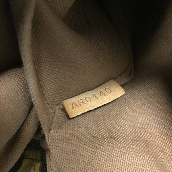 Vintage Louis Vuitton Monogram Crossbody - Picture 10 of 10